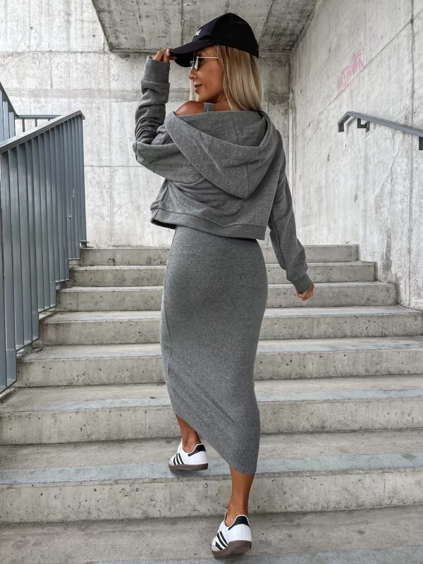 Sharon Set: Mouwloze Jurk en Hoodie